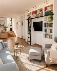 Luxurious Four Bedroom Beach Penthouse