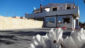 Sweet Holiday House