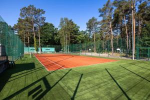 Komfortowy Apartament z Tarasem Blisko Plaży z Dodatkowymi Udogodnieniami w Pobierowie by Noclegi Renters