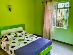 Deerland View Escape with Pool, 2BedRoom Apartment