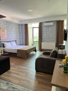 Airport Hotel Apartments