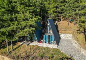 Golden Cabins Gjinar by PikHost