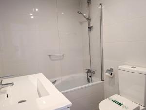 Calahonda 2BR Garden Apt · Pool · Beach Walk