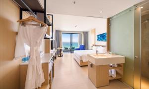 Arena Cam Ranh Seaview By Panacea