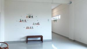 ALEXIS KT Roomstay