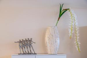 Hills Park Luxury Apartment