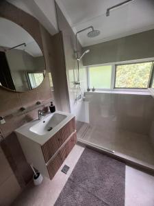 Meteor Residence Suites