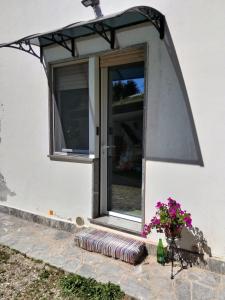 Appartamento LA CAMELIA - scorci di Lago