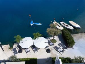 Apartment Antun - Adriatic coast retreat