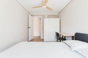 Stylish Newly Renovated 4 bedroom Apartment