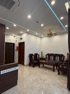 LunaB Hotel