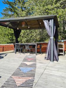 Guest house at E22, nature and free electric car charging