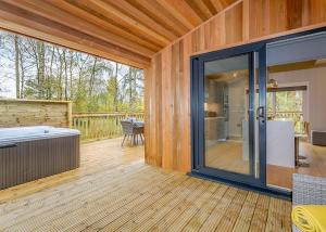 Elton Furze Retreats