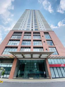 Aava Urban Retreat Apartment - The Sun Avenue Easy Access District 1