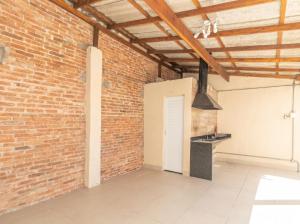 Casa ampla, confortável completa com churrasqueira no coração da Zona Sul de Porto Alegre
