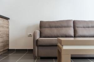 Talea Comfort Apartment 2 by PikHost
