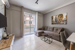 Relax by the Sea 1BR Apartment by PikHost