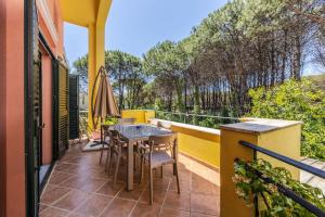 Villa Dita Qerret Relaxing Beachfront Stay by PikHost