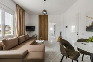 1BR Apartment with Mountain Views Golem by PikHost