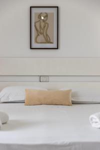 1BR Apartment with Mountain Views Golem by PikHost