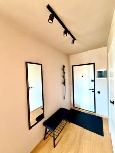 Freshly Renovated Black & Sand Studio