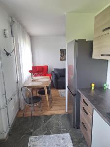 Spacious & sunny apartment with a balcony