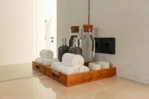 Hidden Designer LOFT 3BDR I 750m to the Beach