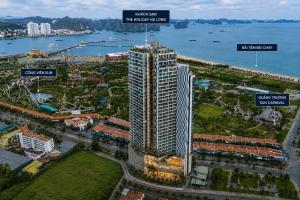 The Holiday Ha Long Deluxe Ocean View