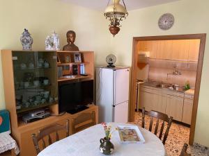 Apartment Luka, Seaview with Terrace and Balcony - Up to 6 Guests