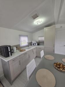 Carlys Cosy Caravan