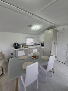 Carlys Cosy Caravan