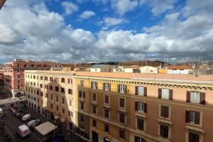 Charming Vatican apartment 150m2 - 1600sq ft