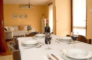 Seafront apartment Saturn