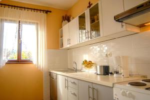 Seafront apartment Saturn