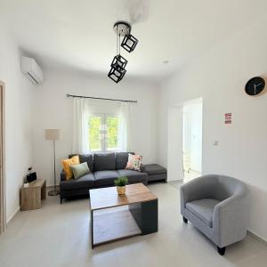 Nikolas ground floor 2Bd with free parking