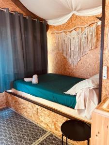 Chalet romantique avec jacuzzi privatif au cœur de la forêt