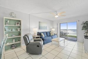 112 - Updated 22 Oceanfront Ground Floor Corner