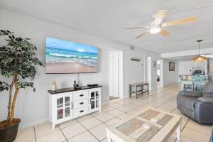 112 - Updated 22 Oceanfront Ground Floor Corner