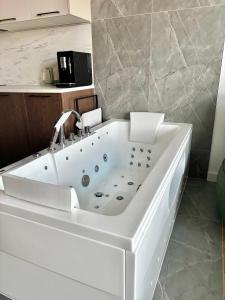 EASY RENT- Peowiaków Premium Jacuzzi