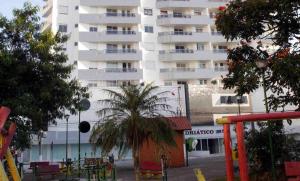Apartamento confortável e moderno com garagem