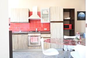 PP15 - Porto Potenza, bilocale con balcone vista mare