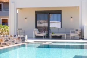 Seaside Villa with Heated Pool, By Hellocrete