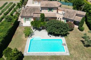 Villa Océane Spacious House with Swimming Pool Pernes-les-Fontaines