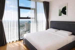 Spacious Apartment in Central Ho Chi Minh City