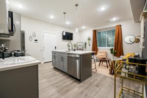 1Bed1bath&KingBedCentralWifiWD