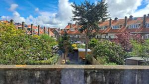 Sunny house with garden in Scheveningen!