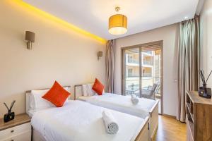 Royal Deluxe Ghizlan apart - Pearl Garden pool