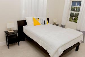 Beyond Escape-Solar-Powered-3BDRM-Near Ocho Rios
