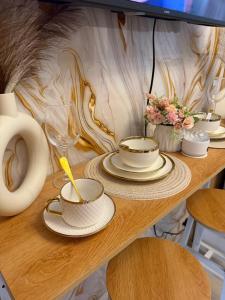 DLuxe Haven by Kirsten