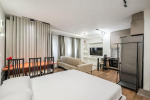 City Vibes Studio Tirana Center by PikHost